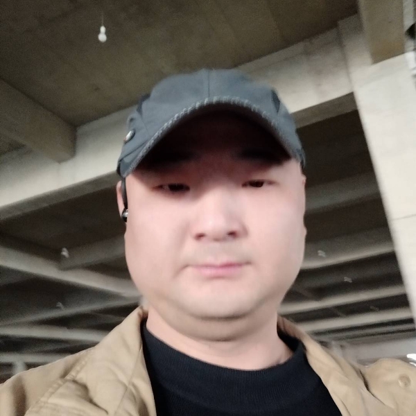 只为伊人而孤独的照片