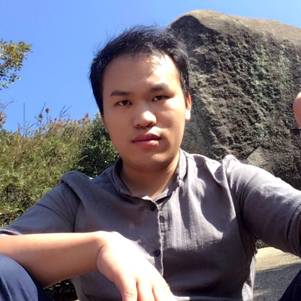 轻吻也是爱的照片