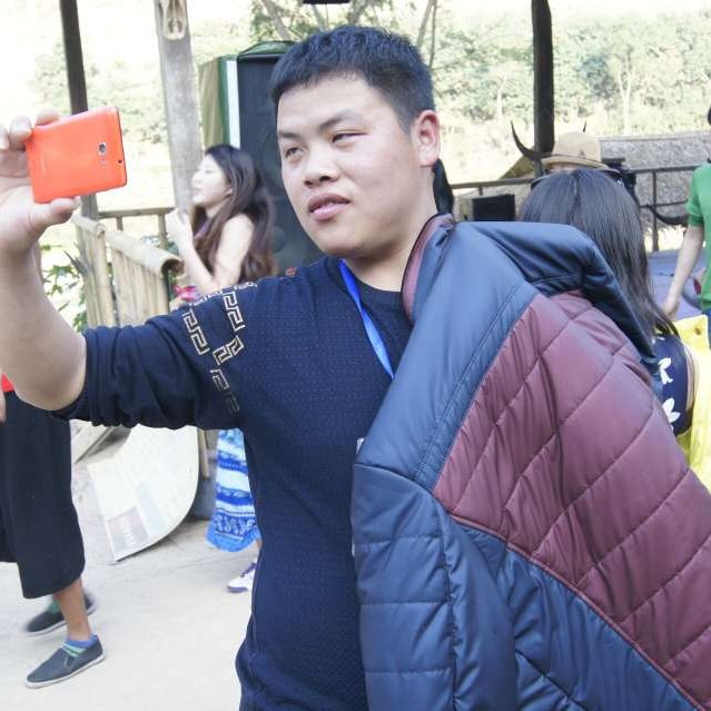 半夏说想人陪的照片