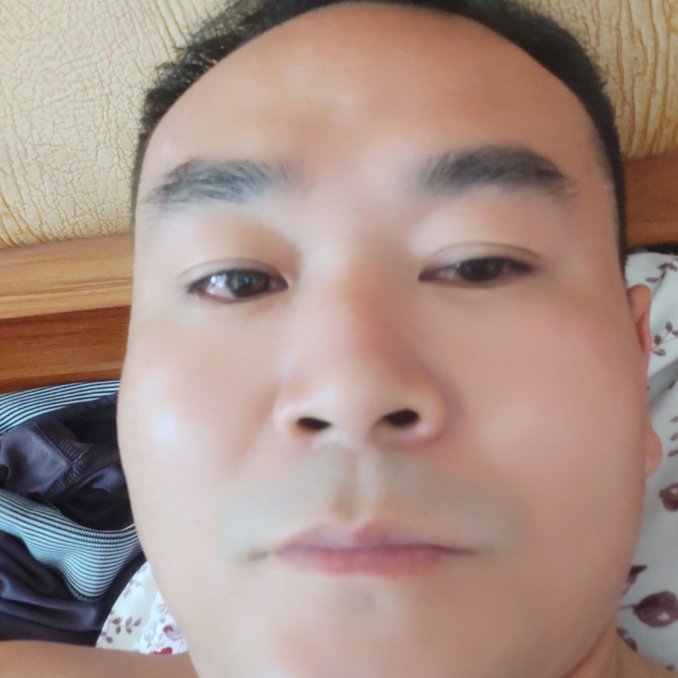 坚定苦恋思恋的照片