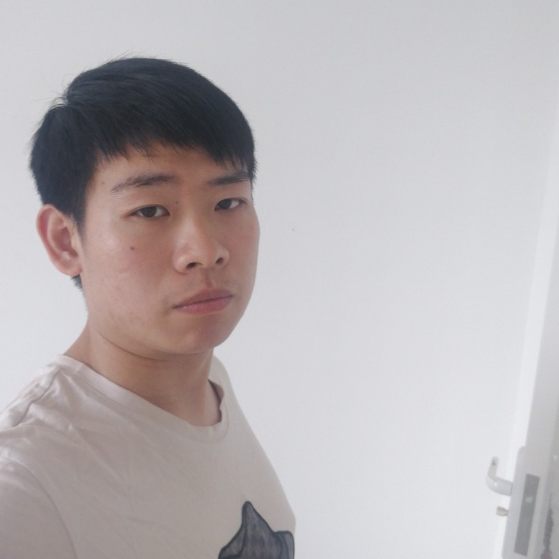 酸奶给执着的照片