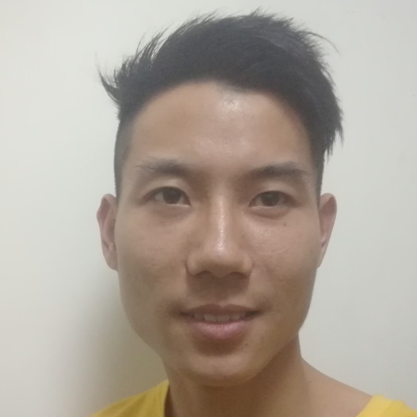 鲤鱼浅吻泪雨的照片
