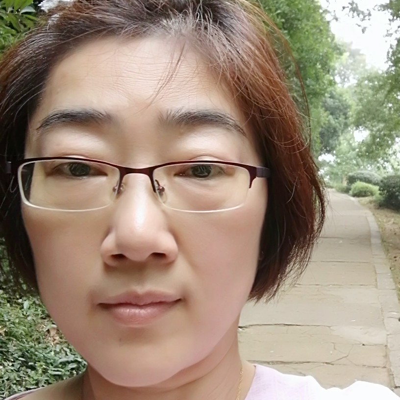 凉笙笙的照片