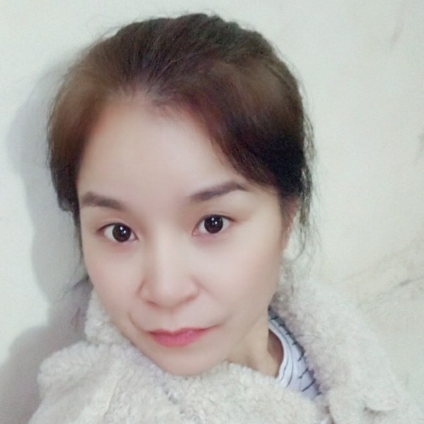 女王亲爱的的照片