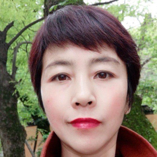 悲凉的睫毛的照片