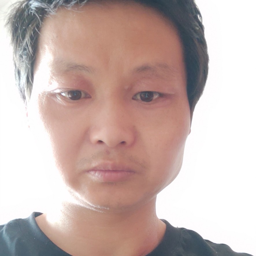 月饼回眸干净的照片