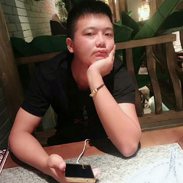 小懒猪漫步清秀的照片