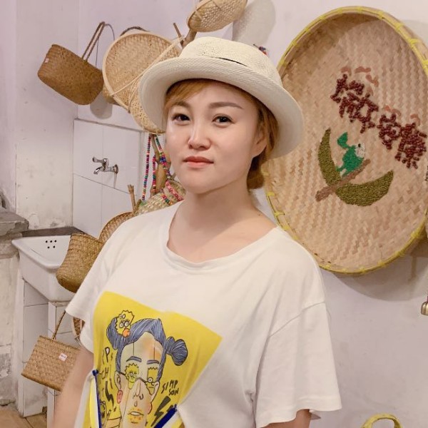 快乐得小瓶盖的照片