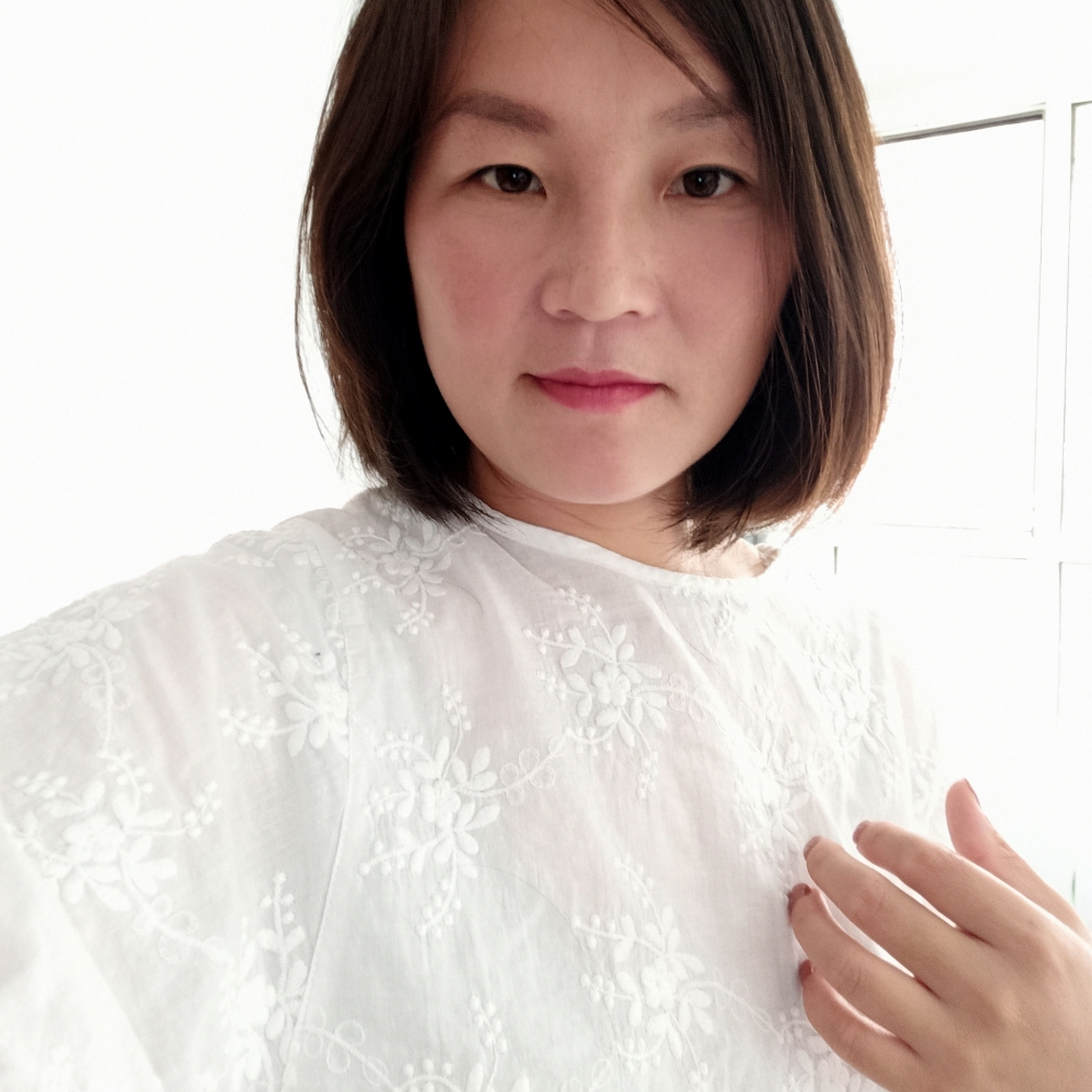 姚亦秋的照片