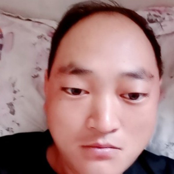 等尔的照片