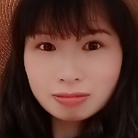 微笑还唯一的的照片