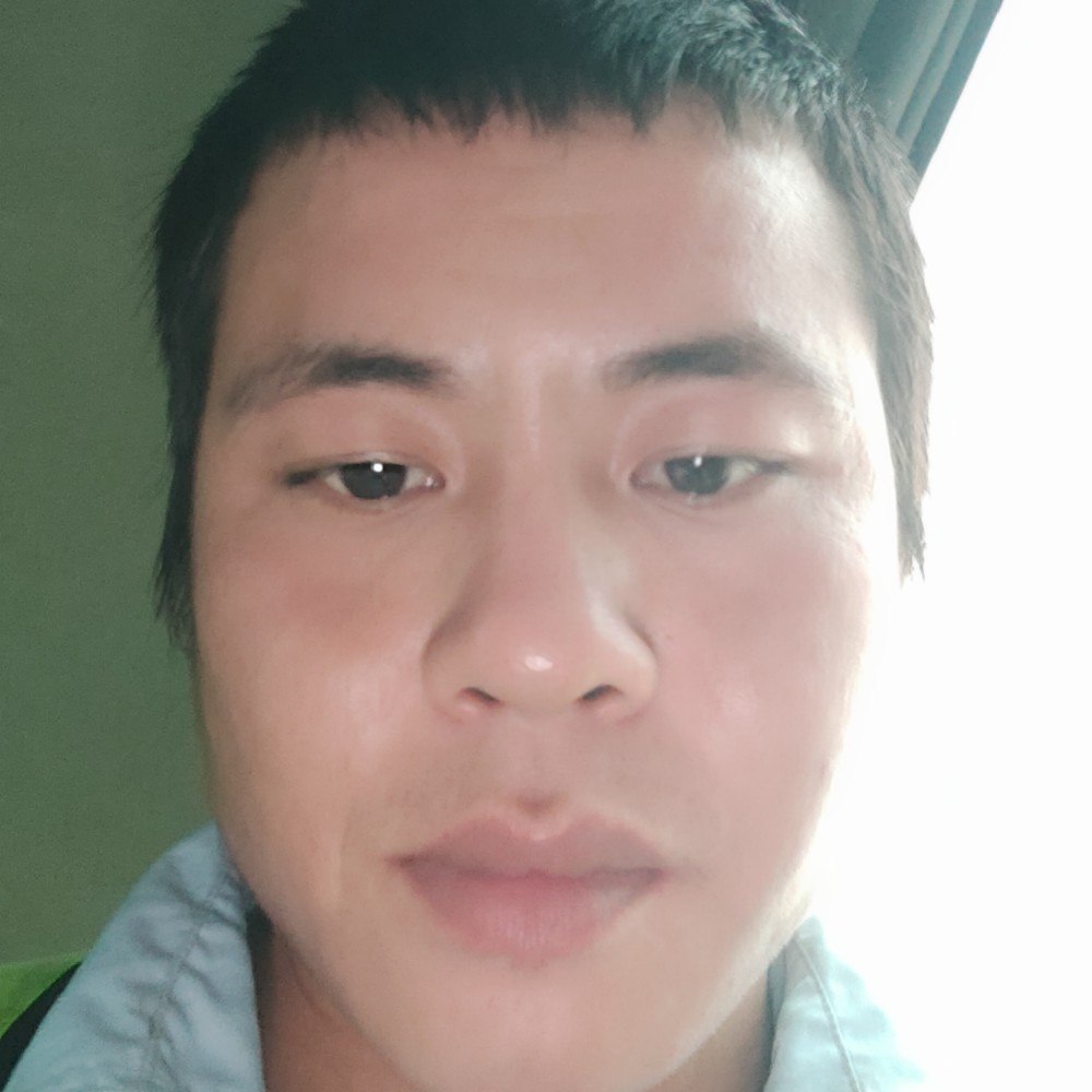 跳跃等待微凉的照片