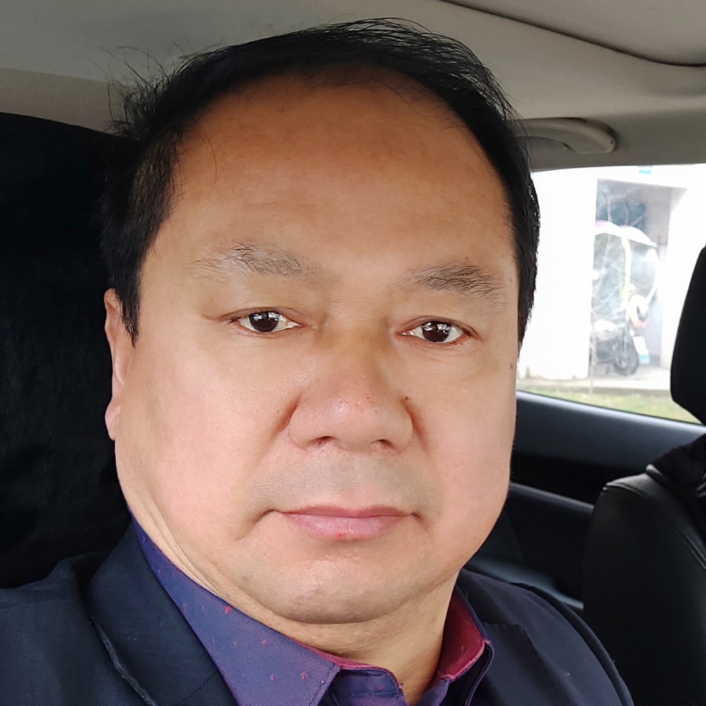 黎里的照片