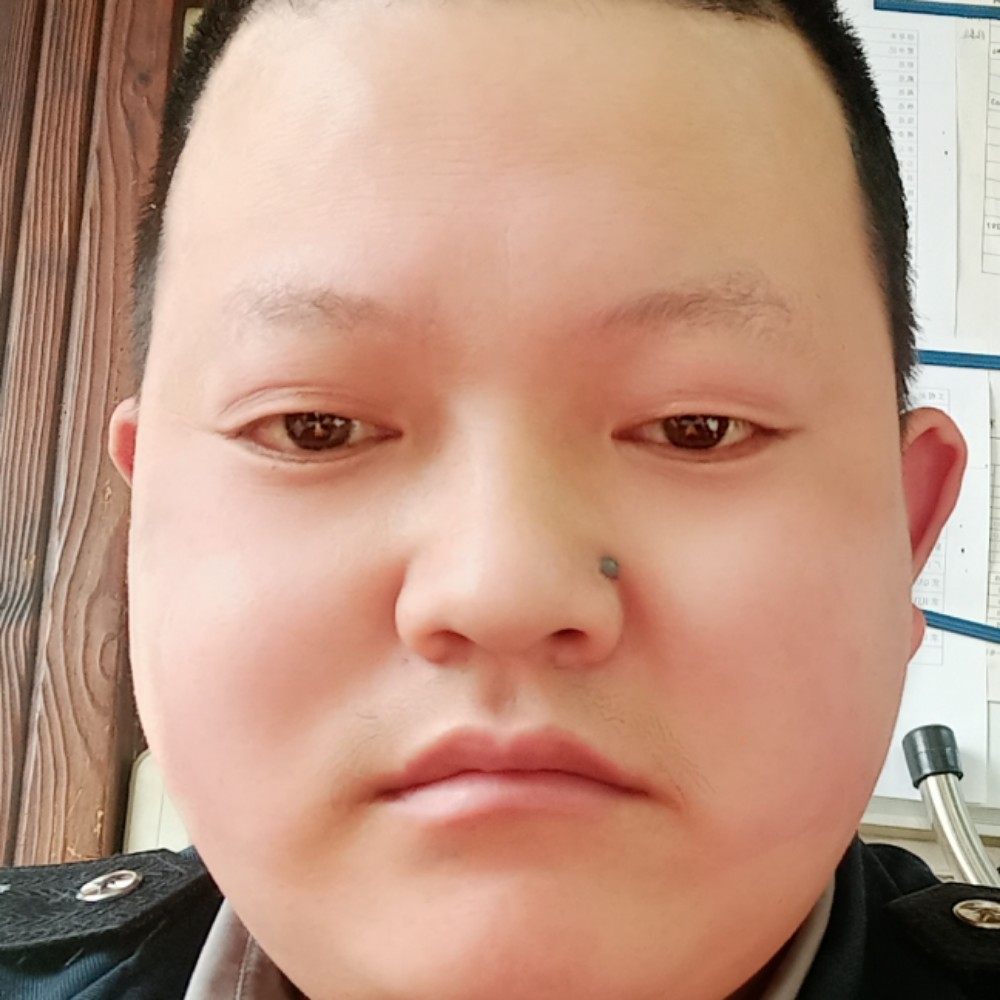 故意相许万宝路的照片