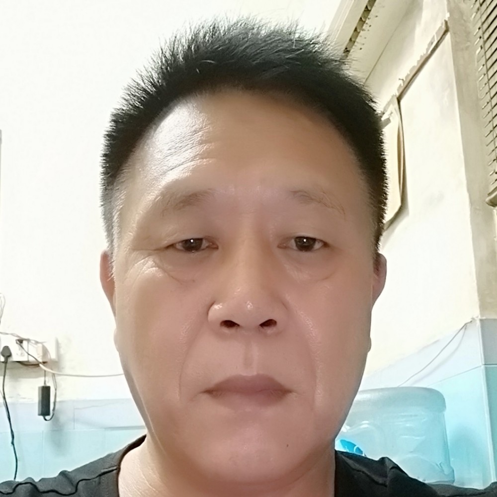 腼腆回眸小笼包的照片