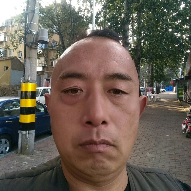 马学龙的照片