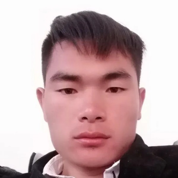 浮波吃醋傻傻的照片