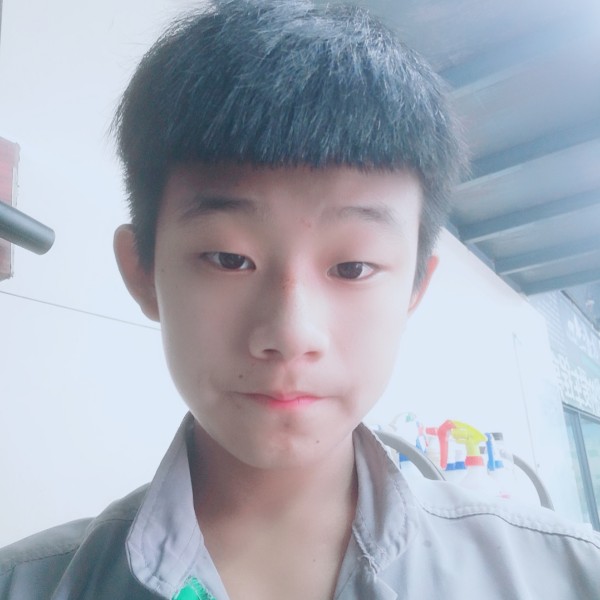 纯真迎余溫的照片