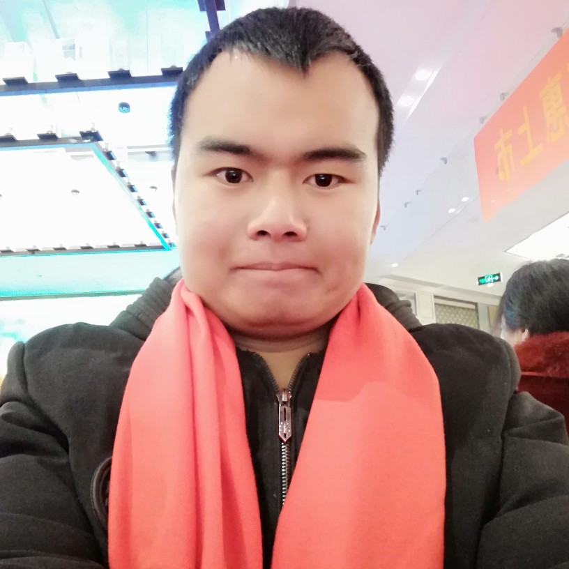 李盛荣的照片