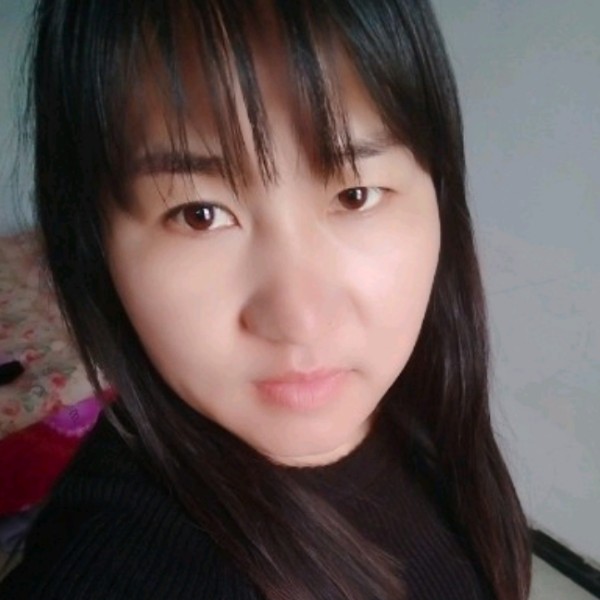 杨彩的照片