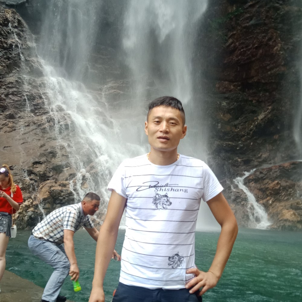 水上飞哥的照片