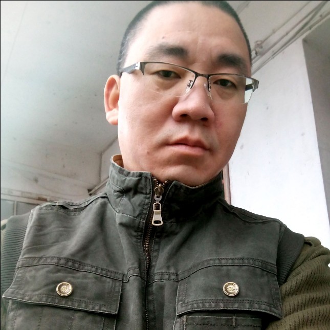 黑则鸣的照片