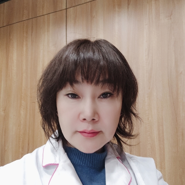 资深美女的照片