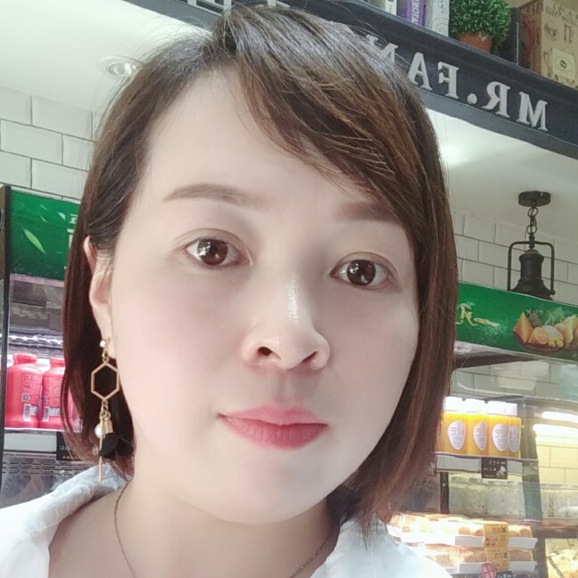 透彻碧影的照片