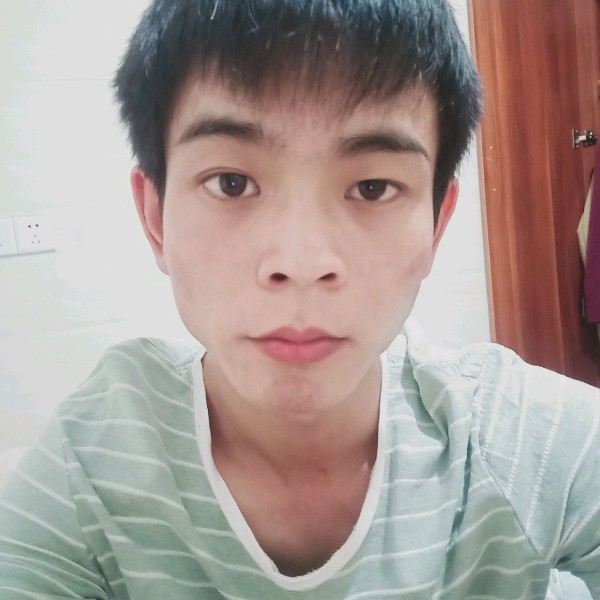 言不由衷i的照片