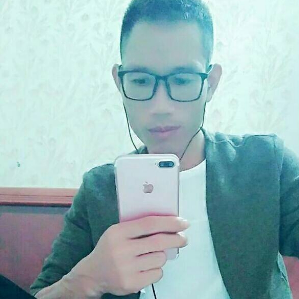 忠꯭義꯭的照片