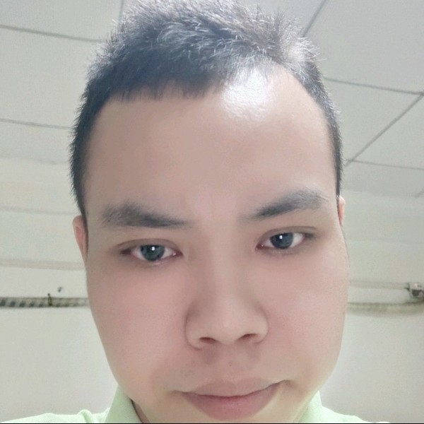 老迟到向少女的照片