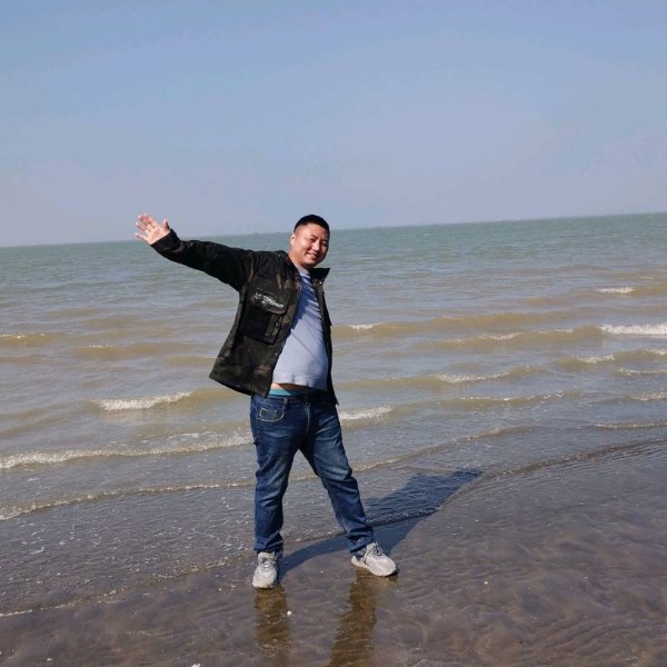 哈密瓜拾忆拉长的照片