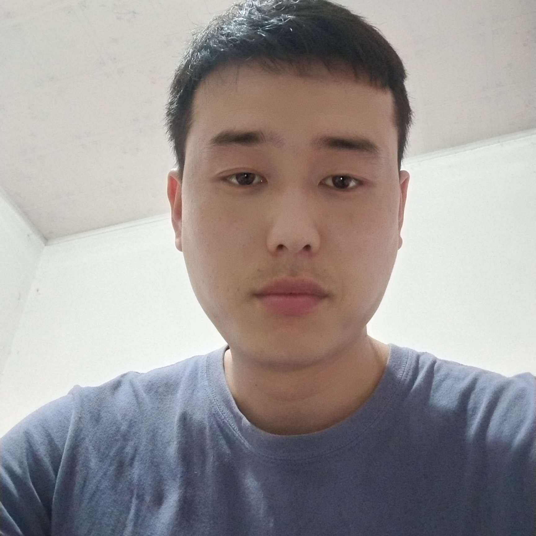 碧蓝凝眸水杯的照片