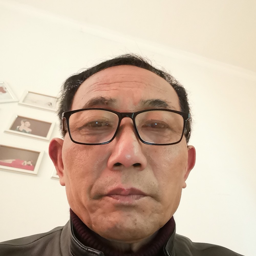 黛儿多么淡然的照片
