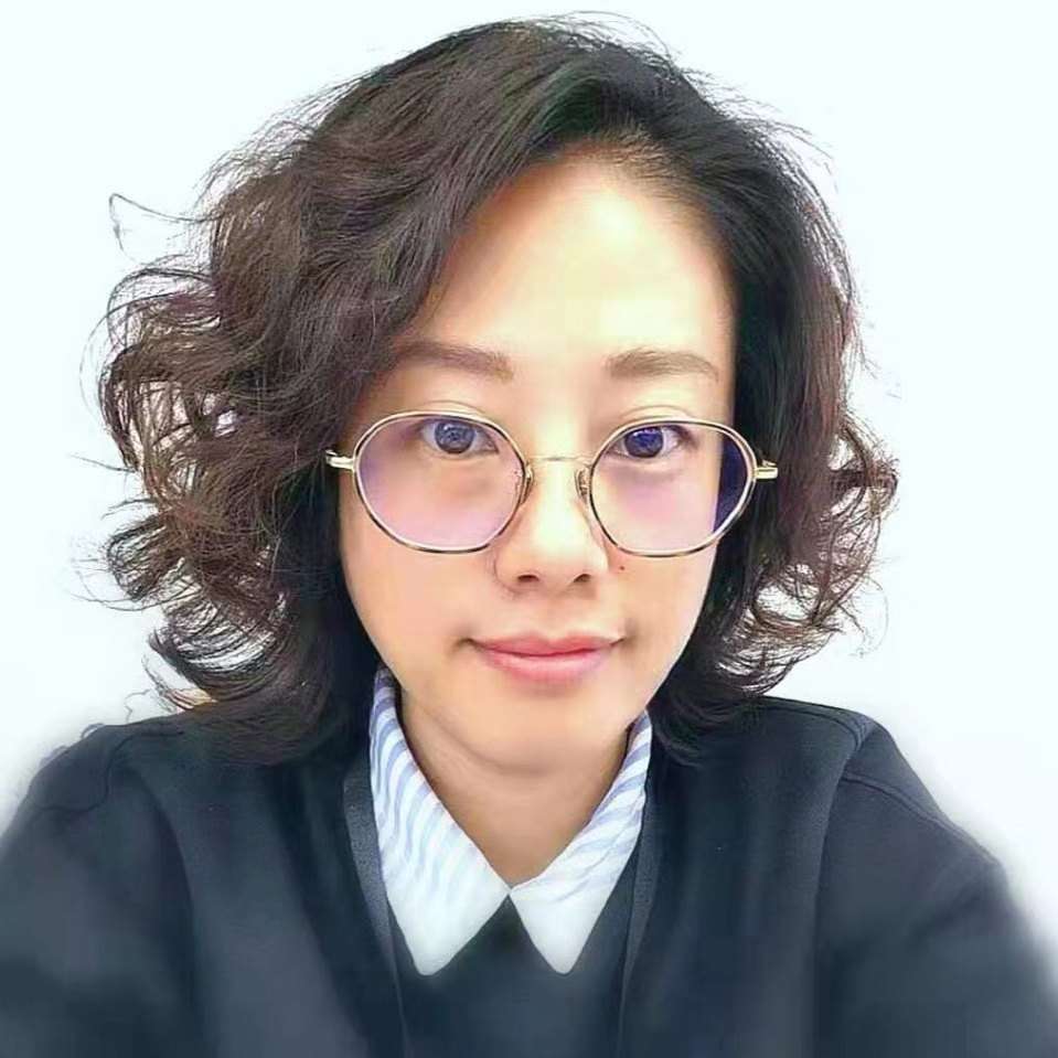 灿烂百灵鸟的照片