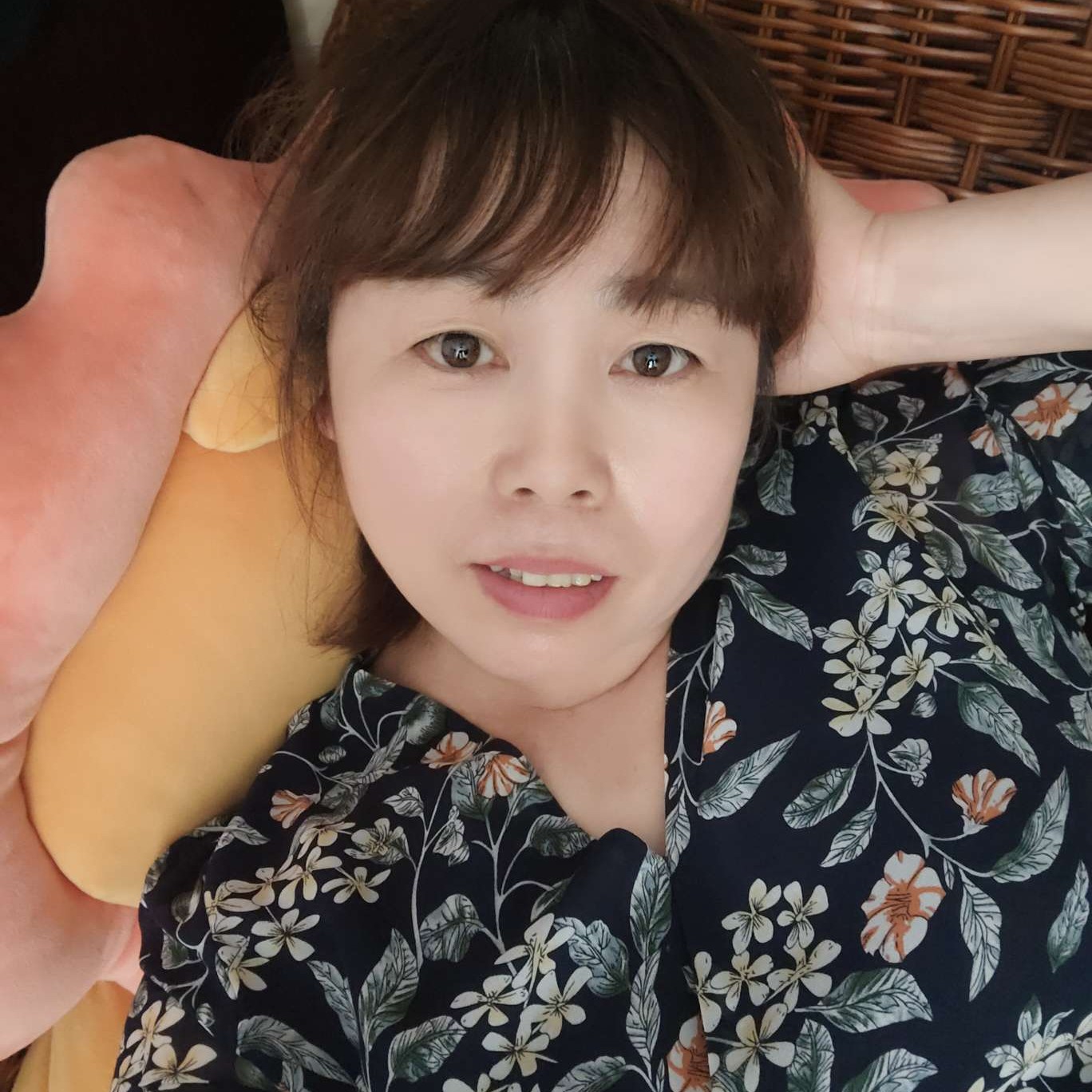 柔眸素颜的照片
