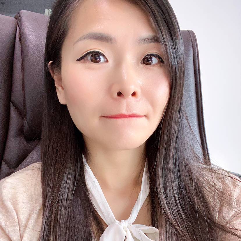 谷小姐的照片