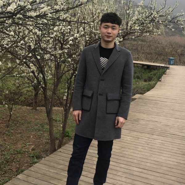 努力的小陈的照片