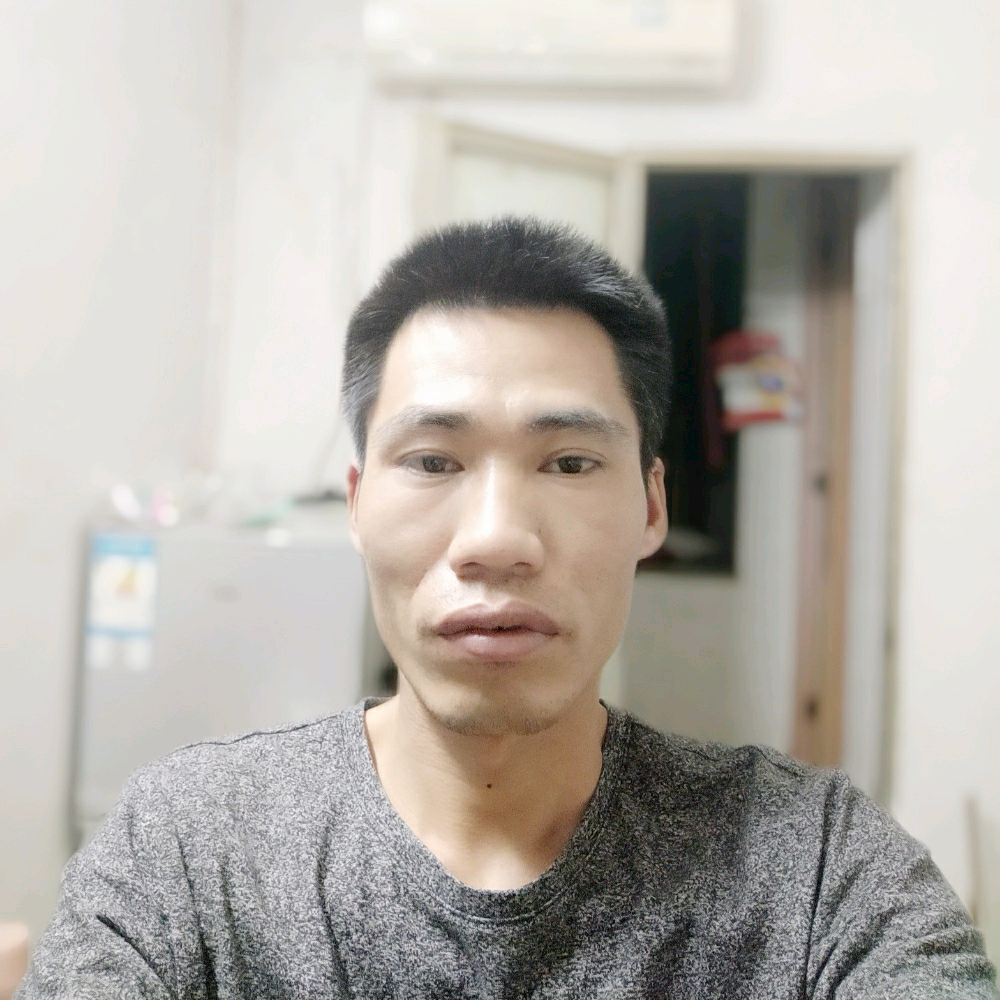 彭涉荣的照片