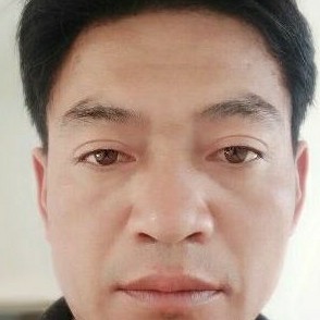红牛顺利邓建波。的照片