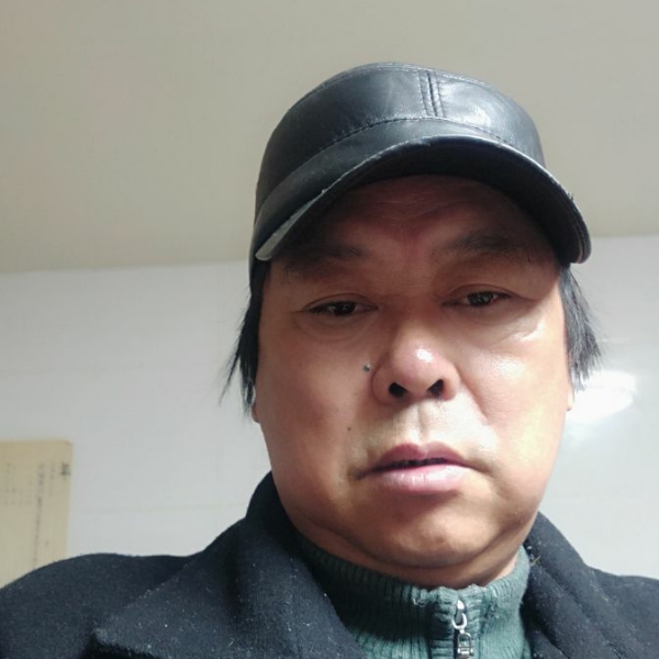 大叔相许想人陪的照片
