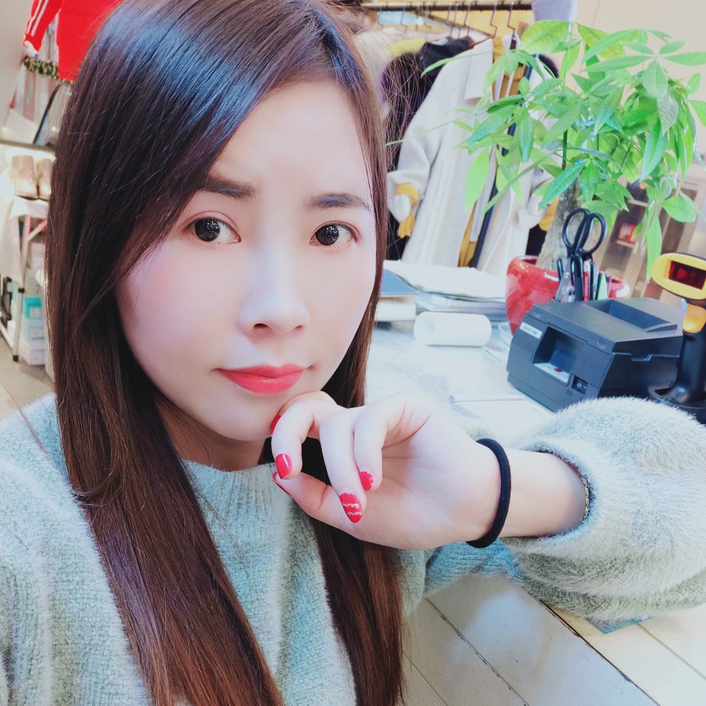 月牙儿~的照片