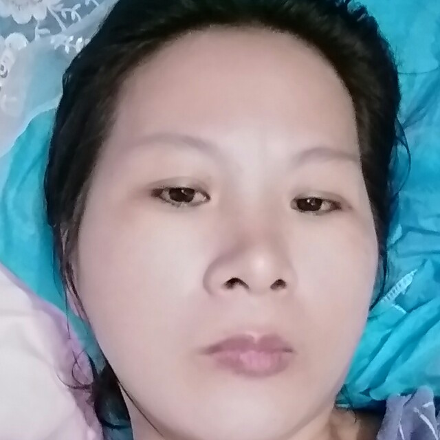 米粉一色的照片