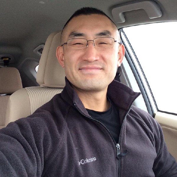平湖請可靠张伟的照片