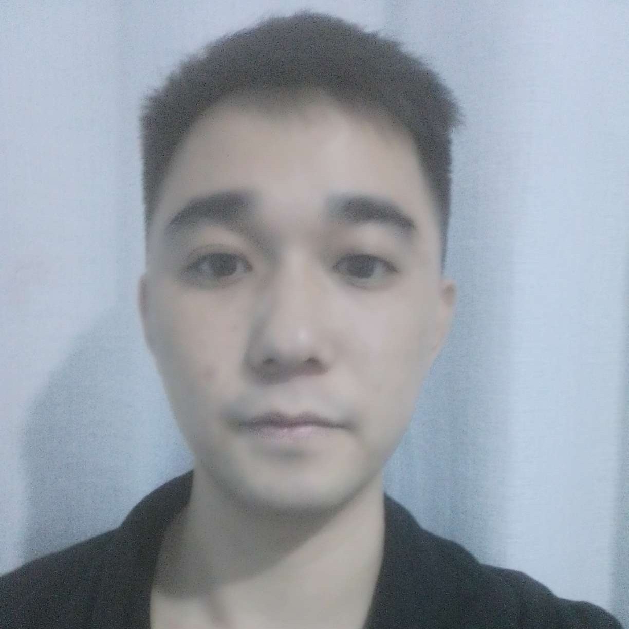 沉静打音响的照片