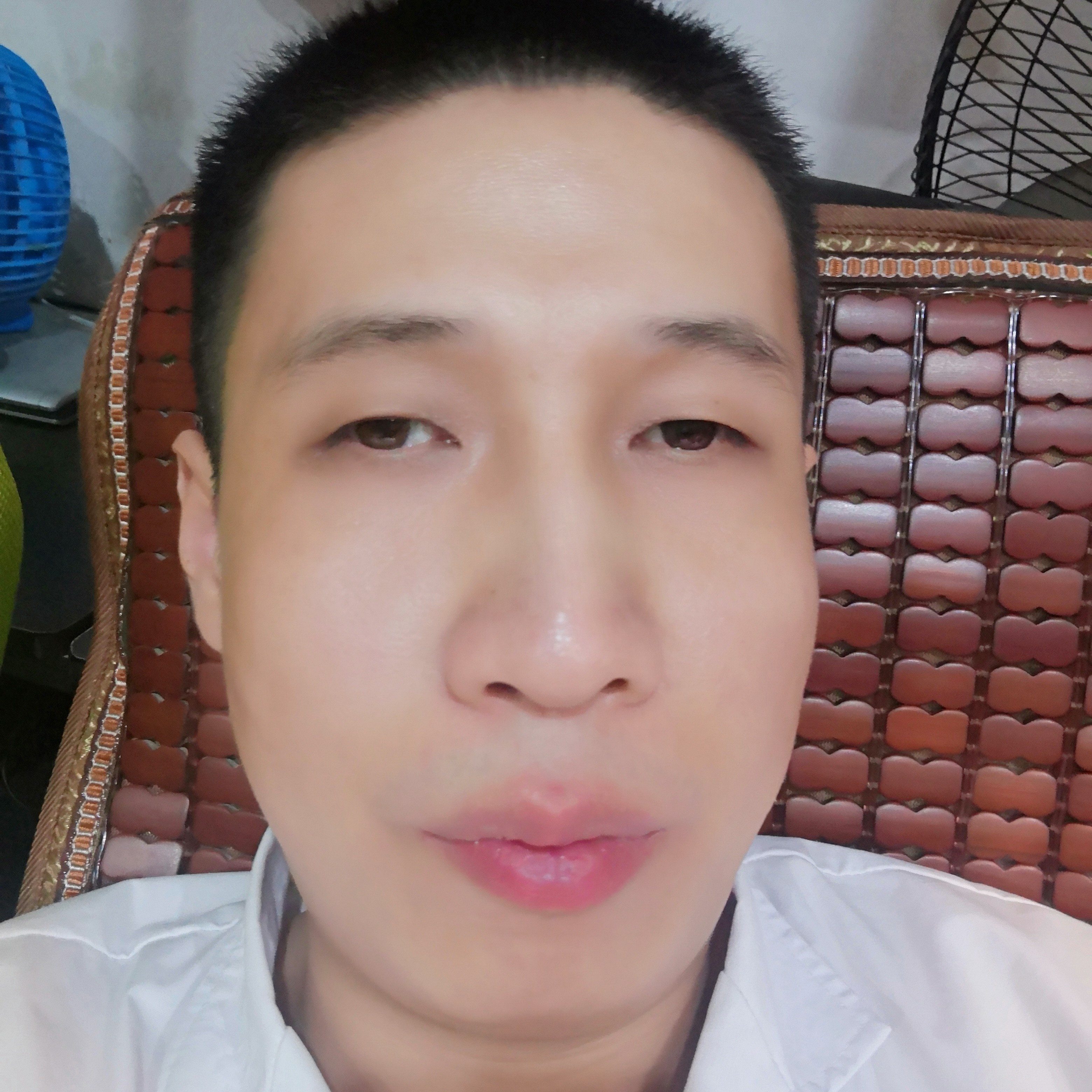 该放手时不得不放的照片