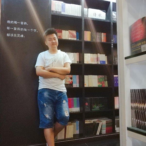 生动无可取代的的照片