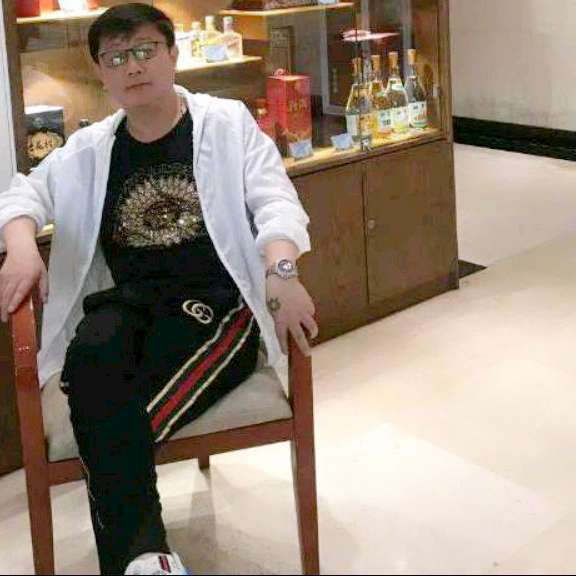 简单老男孩的照片