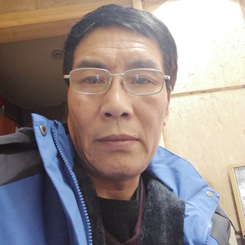 发嗲啤酒的照片