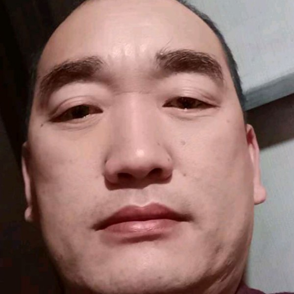 恬静回眸百褶裙的照片